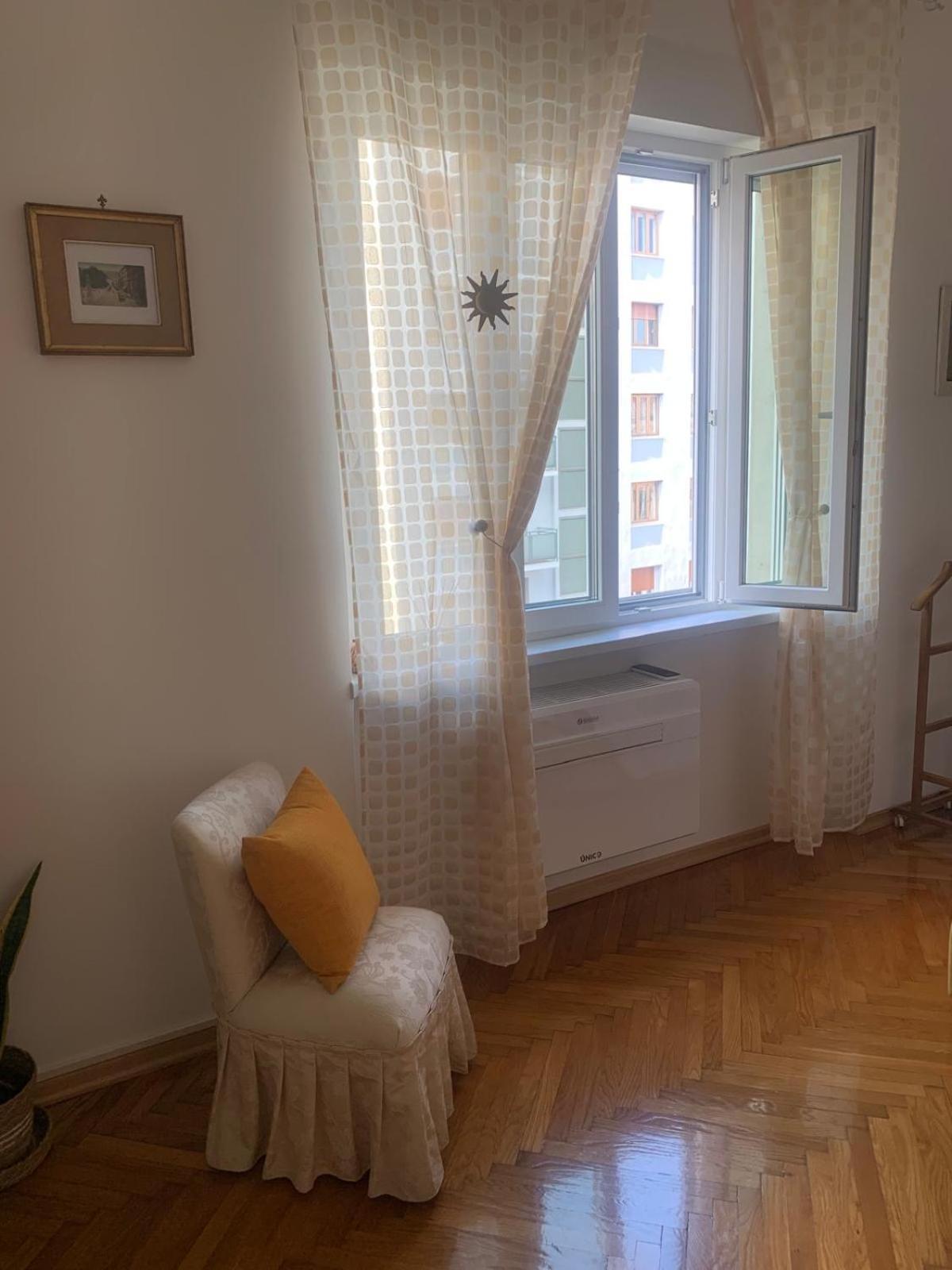 Solemare Rooms Trieste Esterno foto