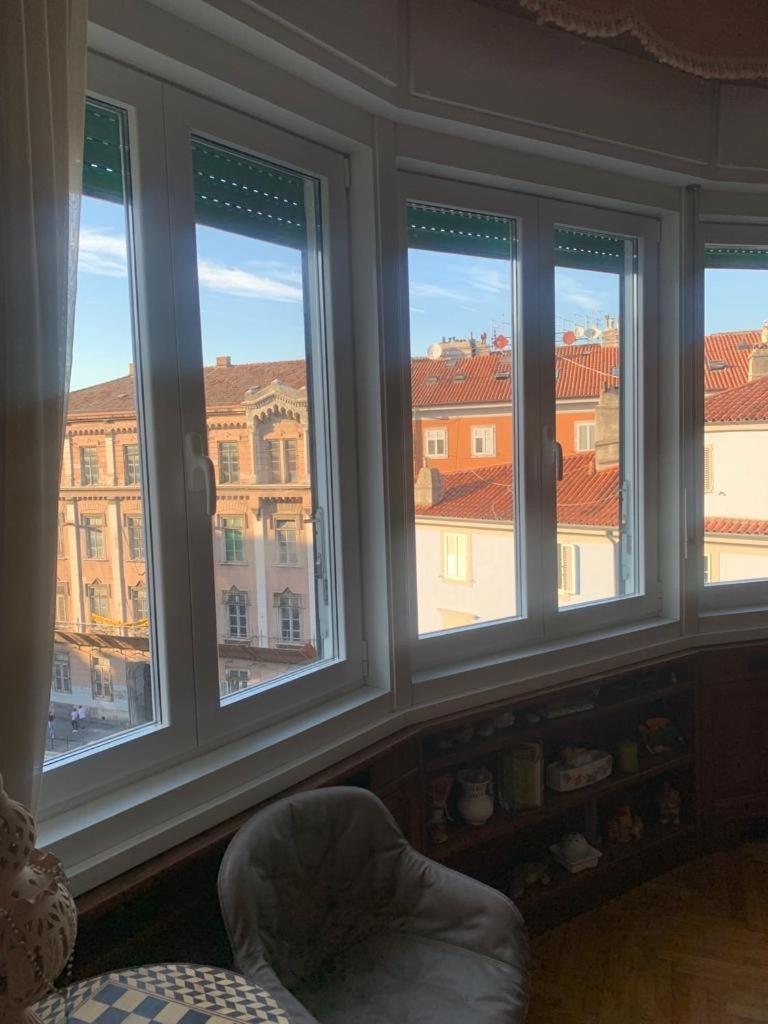 Solemare Rooms Trieste Esterno foto